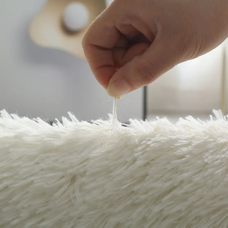 White Fluffy Furry Rug – Modern Soft Carpet for Living Room & Bedroom