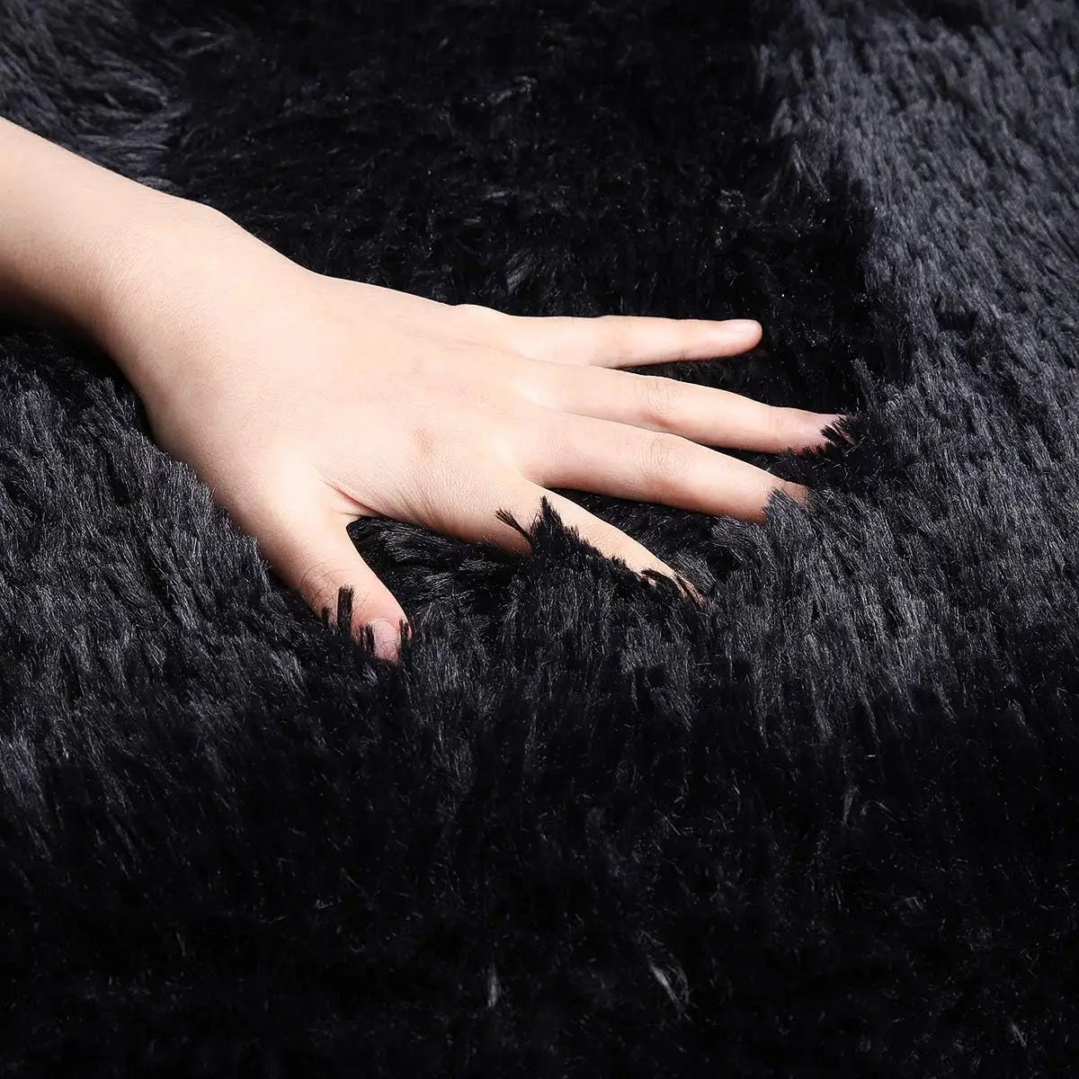 Fluffy Fuzzy Area Rug – Soft and Cozy Carpet for Bedroom & Living Room